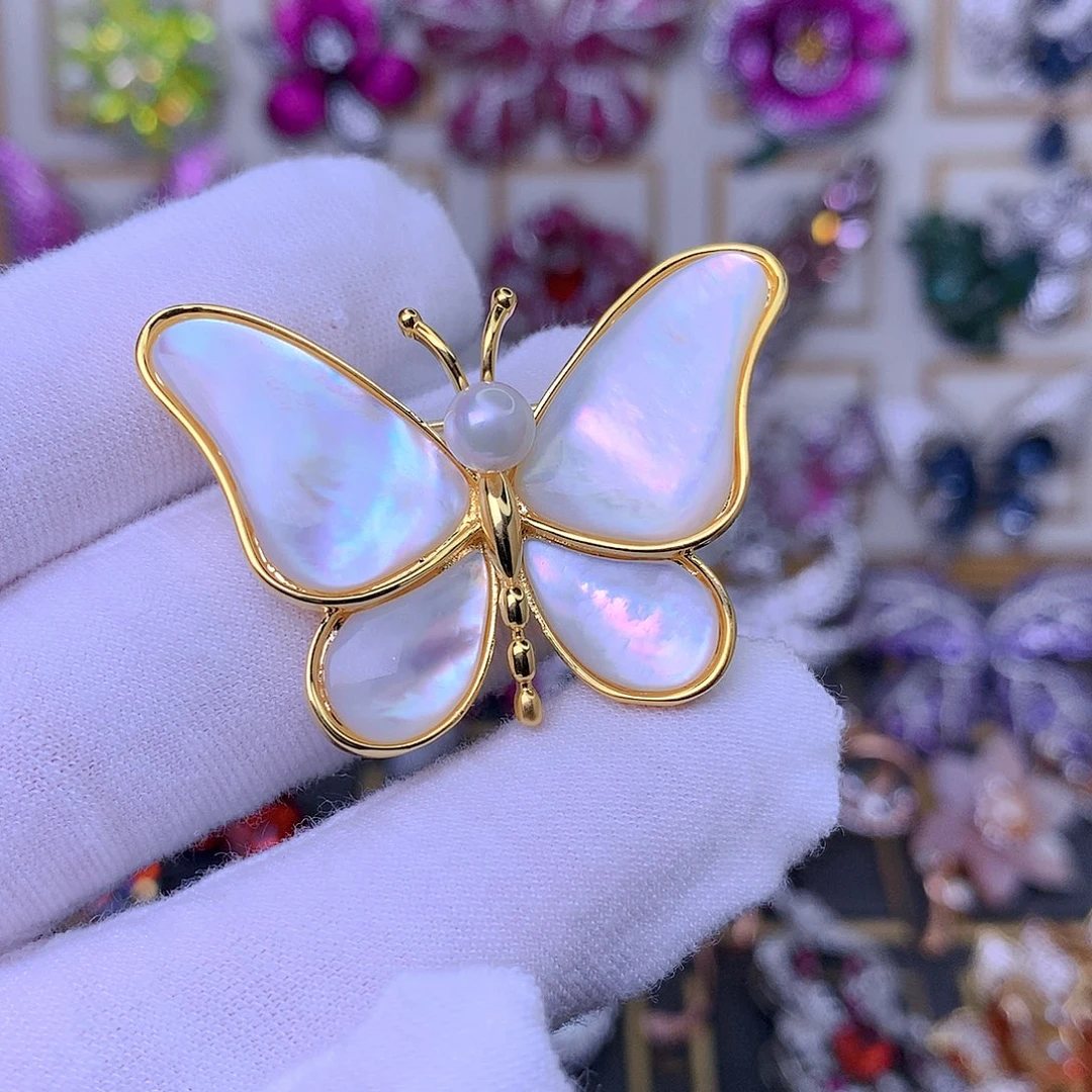 合成立方氧化锆铜胸针胸花