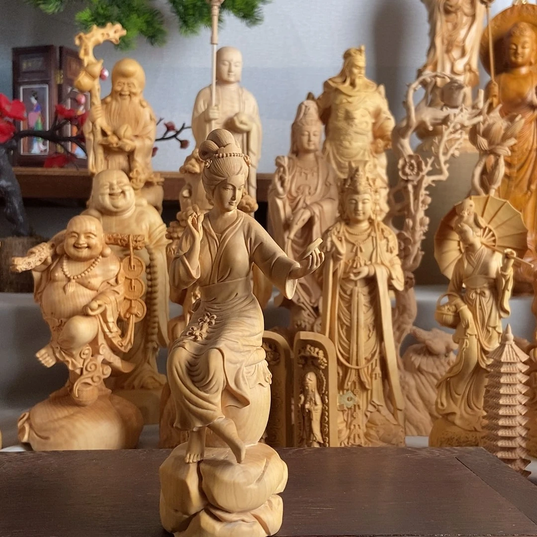 木阿*小叶黄杨木雕美女