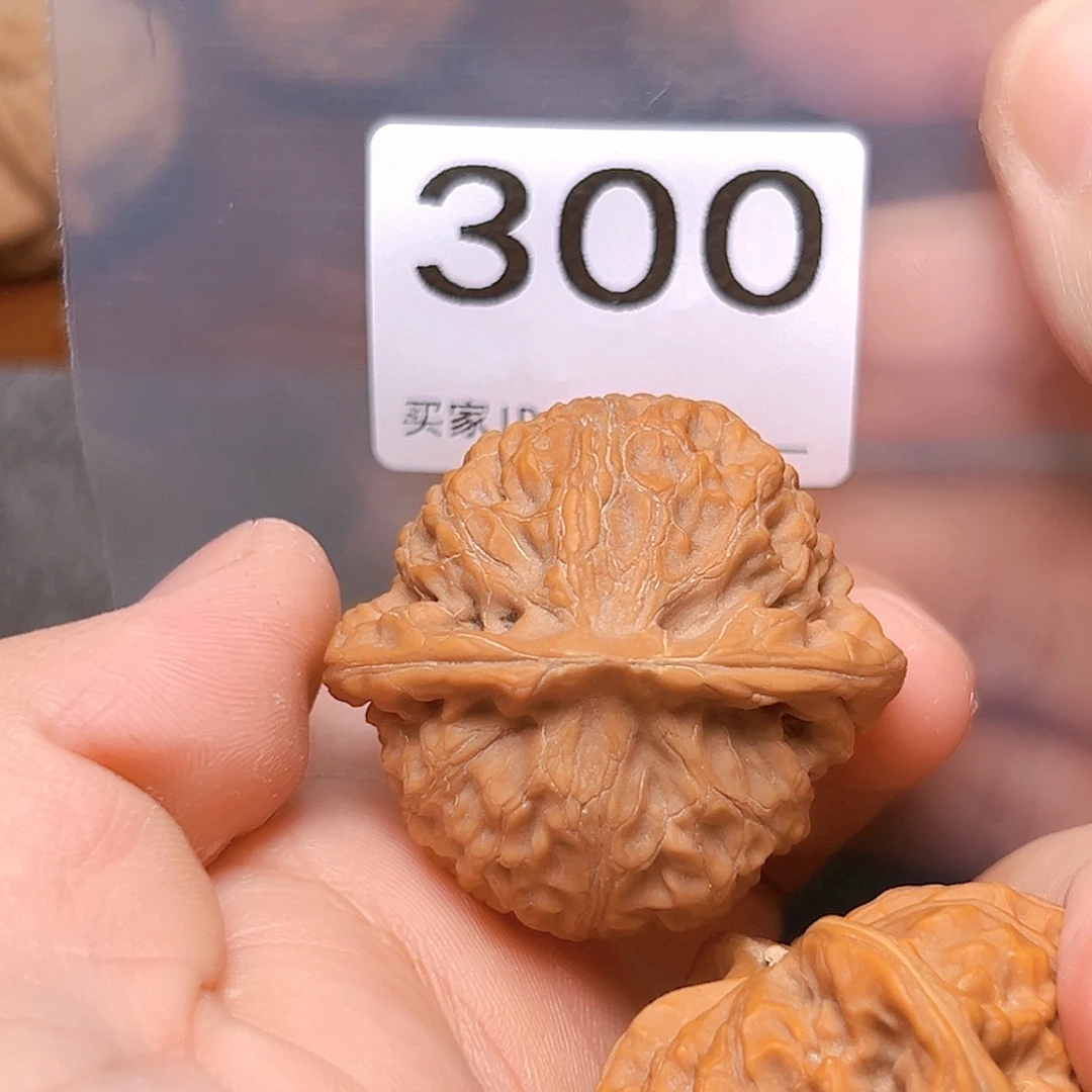 文玩核桃吊坠42宫灯