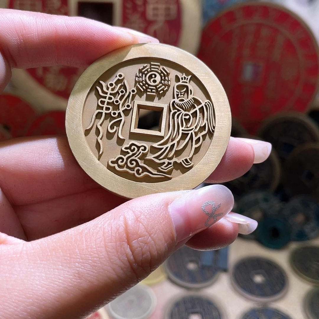 铜现代失腊工艺品