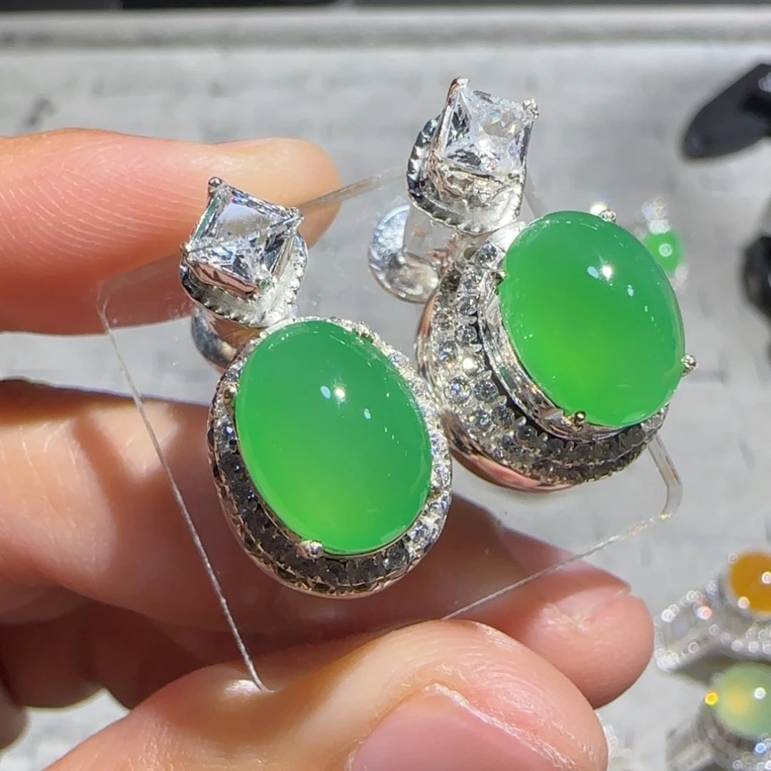 翡翠未镶嵌戒指翡翠