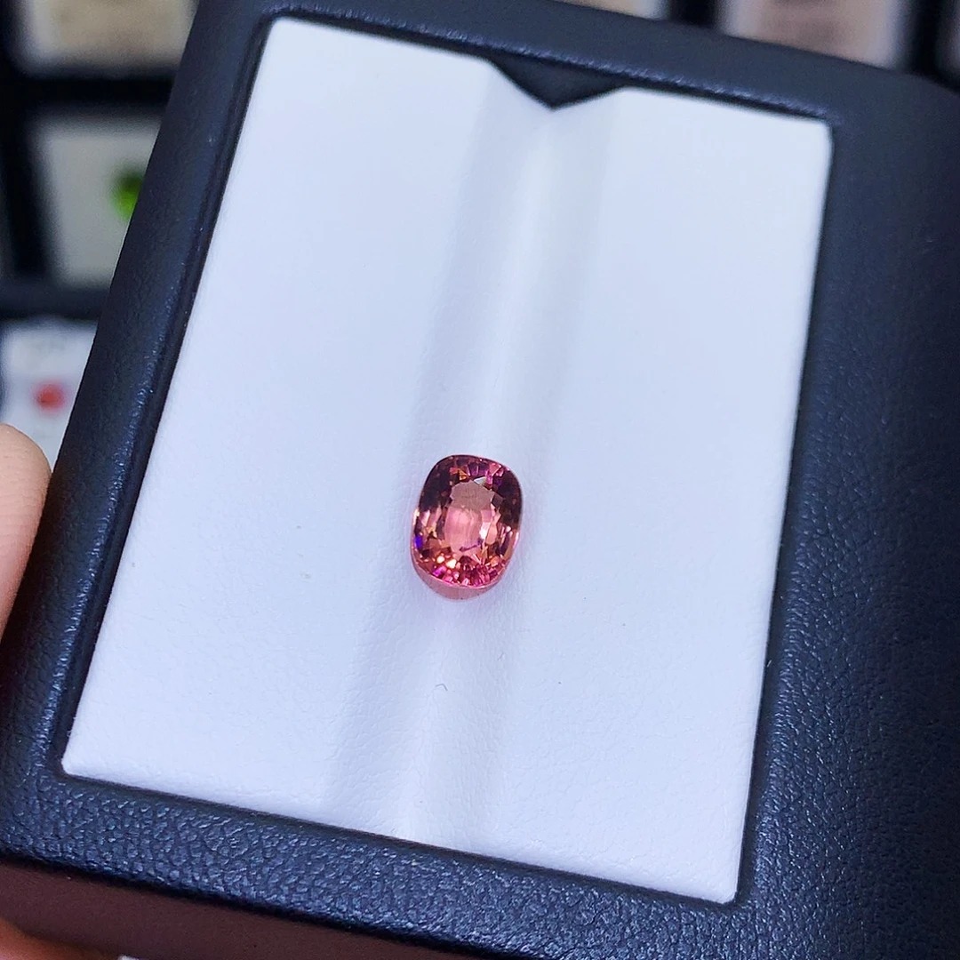 碧玺裸石未镶嵌2.05克拉，特价