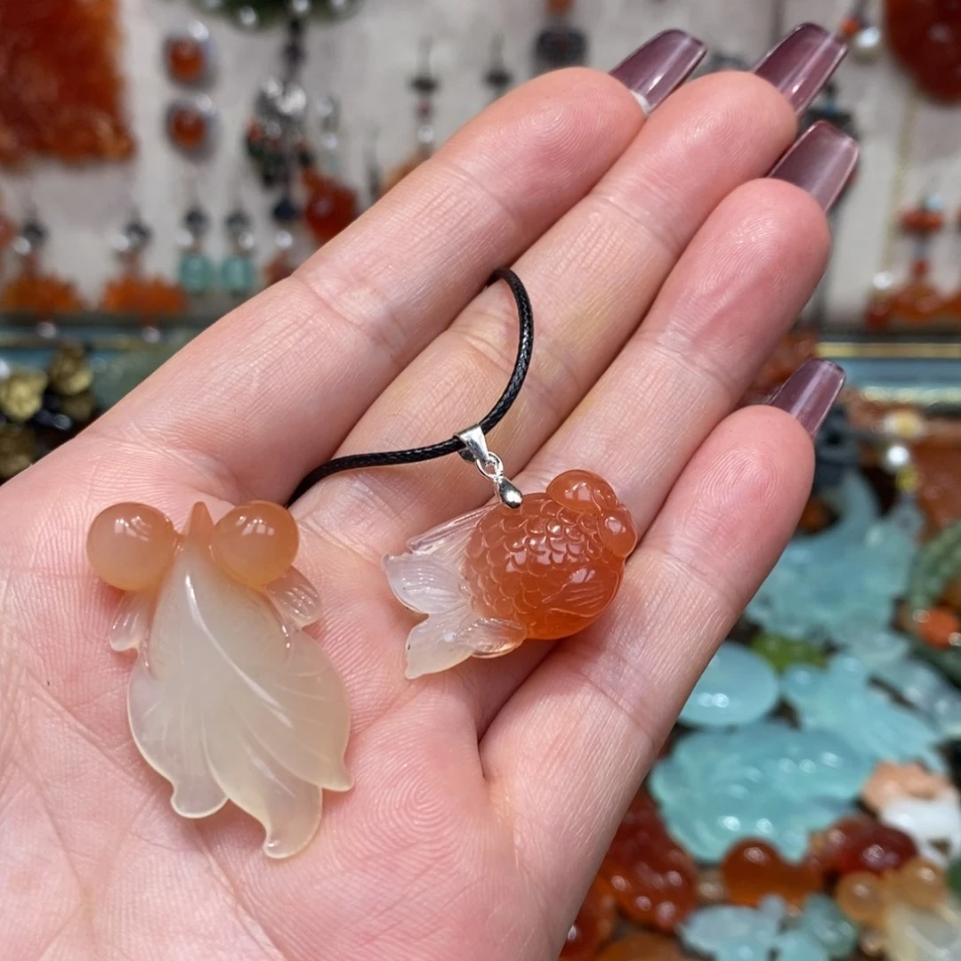 蛇纹石玉颈饰未镶嵌焱**熹吊坠