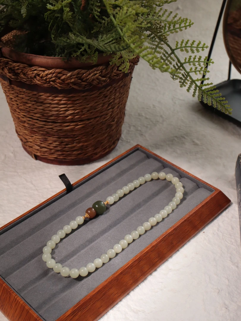 【藏拙】和田玉18K金新疆且末料青白玉手串