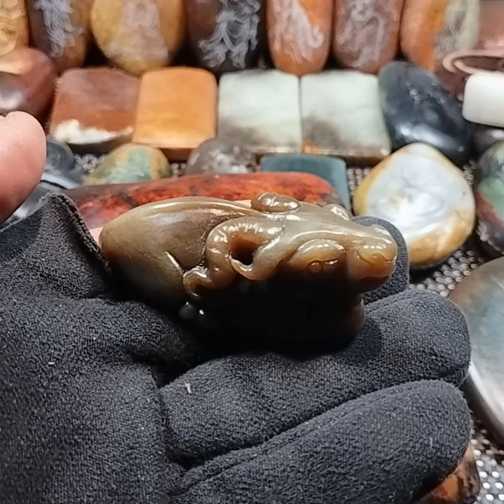 和田玉（糖玉）未镶嵌吊坠(不含链)