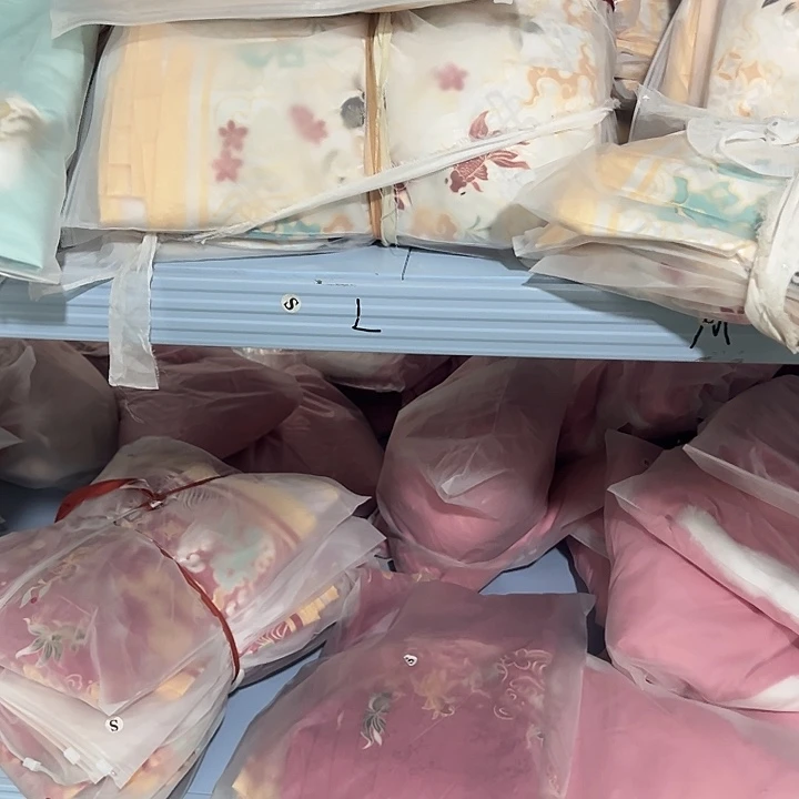 粉色马甲➕白色马面➕白色中衣L