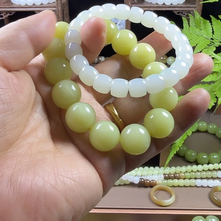 青***旧和田玉（糖玉）未镶嵌手链