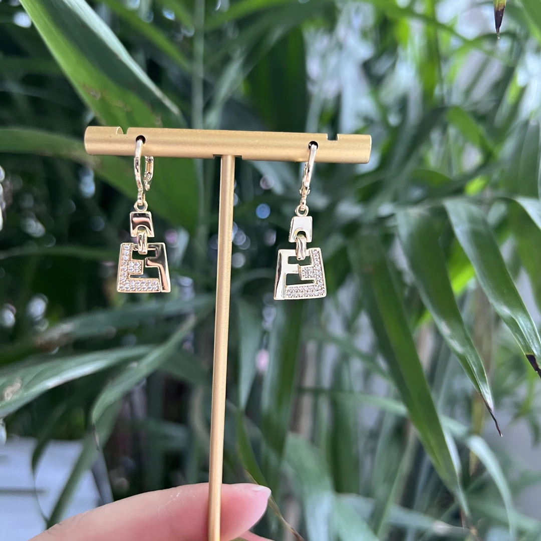 铜合金耳饰 【荣姐自产自销】简约风小众耳环