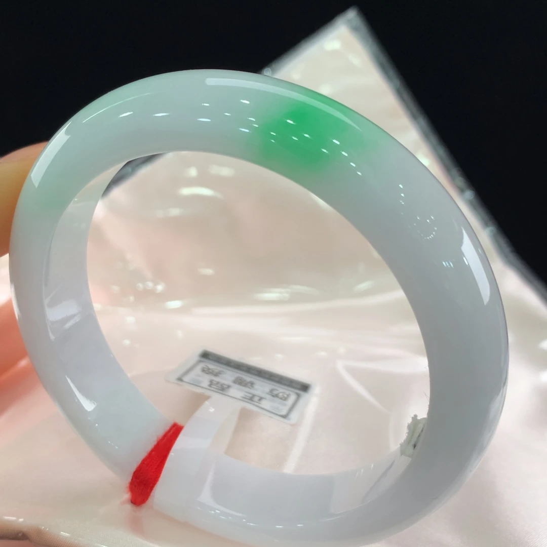 翡翠手镯未镶嵌111-0025