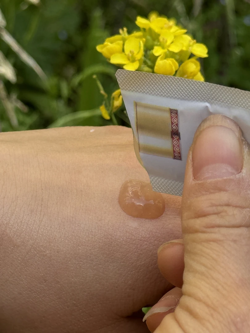 护肤第一步 水前精华导入 循环补水 打开毛孔