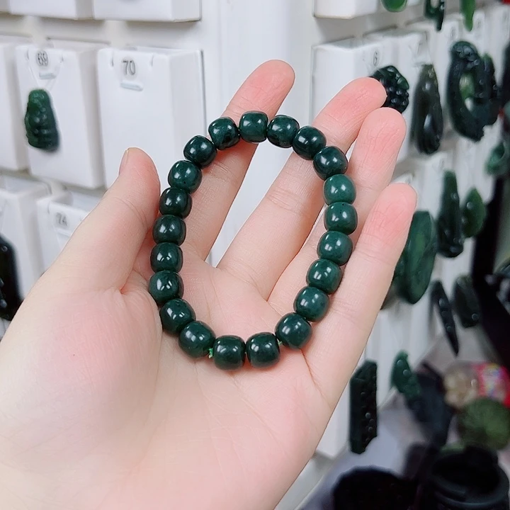 蛇纹石玉颈饰未镶嵌阡*