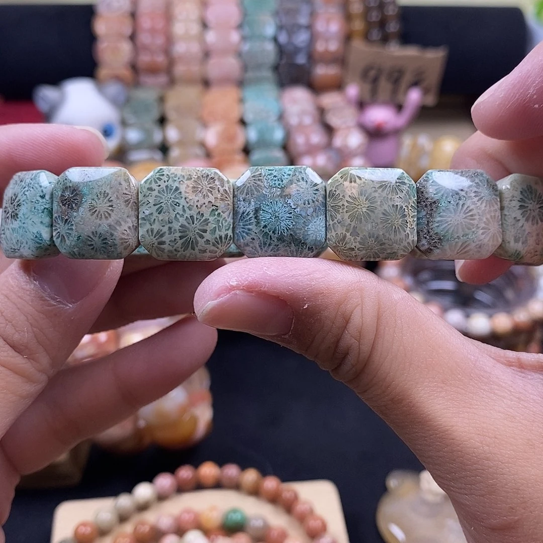 硅化珊瑚（珊瑚玉）未镶嵌手牌15