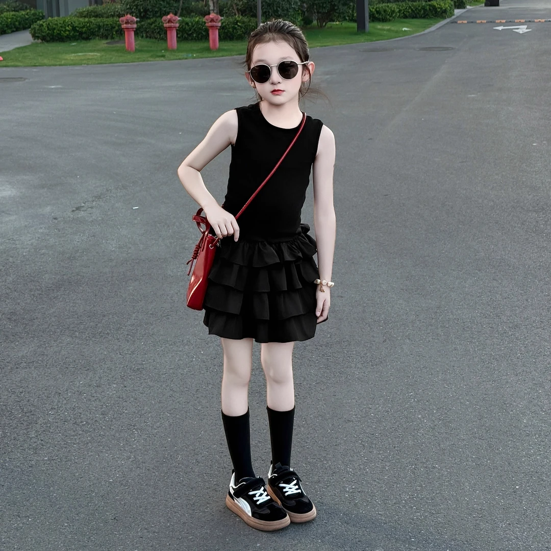 女童小黑裙夏季2025新款儿童无袖背心连衣裙小女孩洋气黑色蛋糕裙