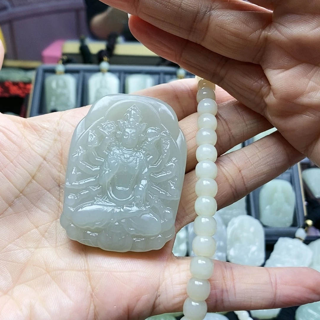 和田玉颈饰未镶嵌独*哥