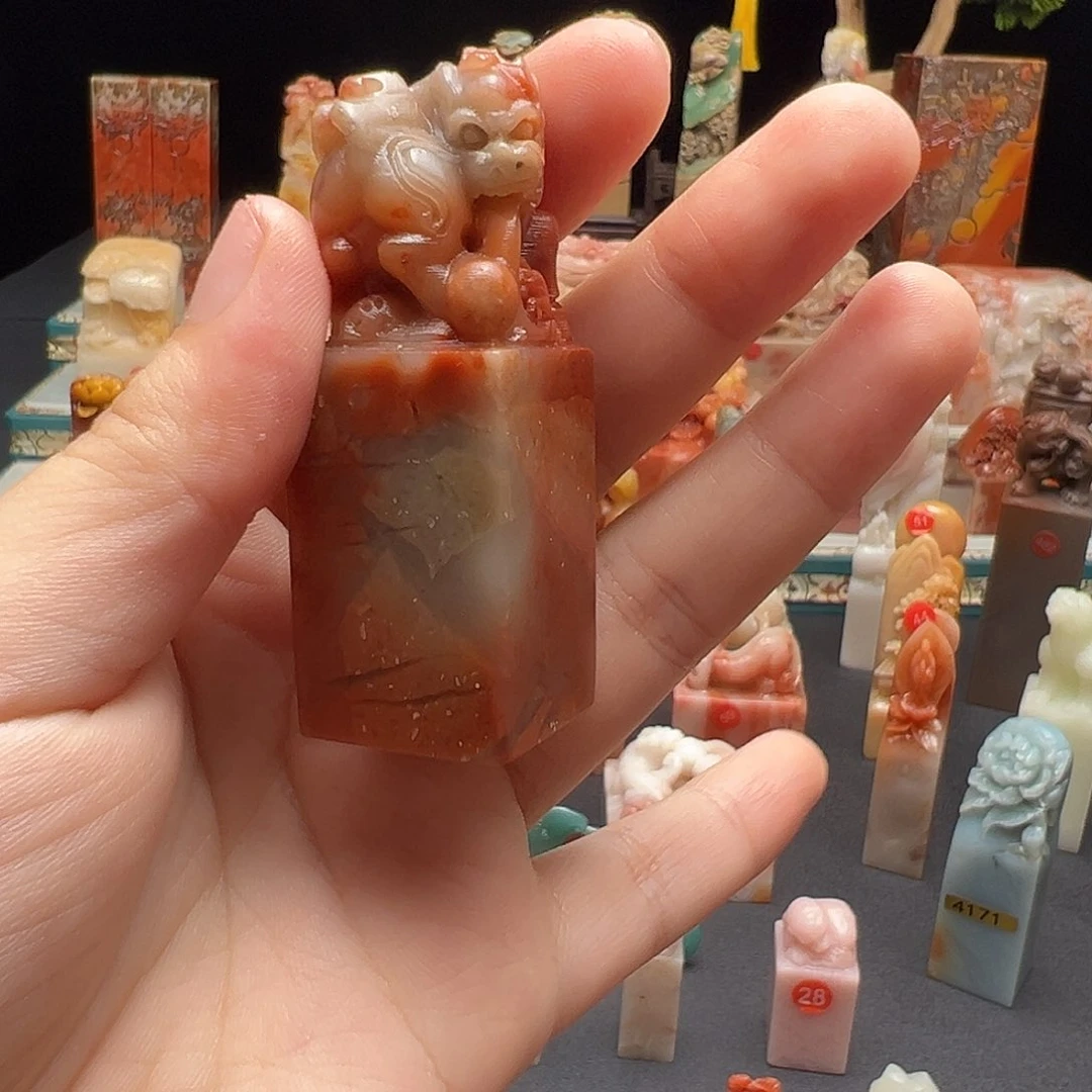 寿山石印石千***玺手工制作
