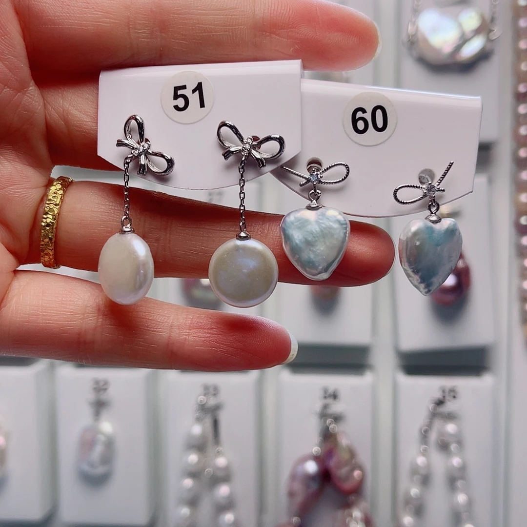 银S925镶嵌淡水珍珠耳饰