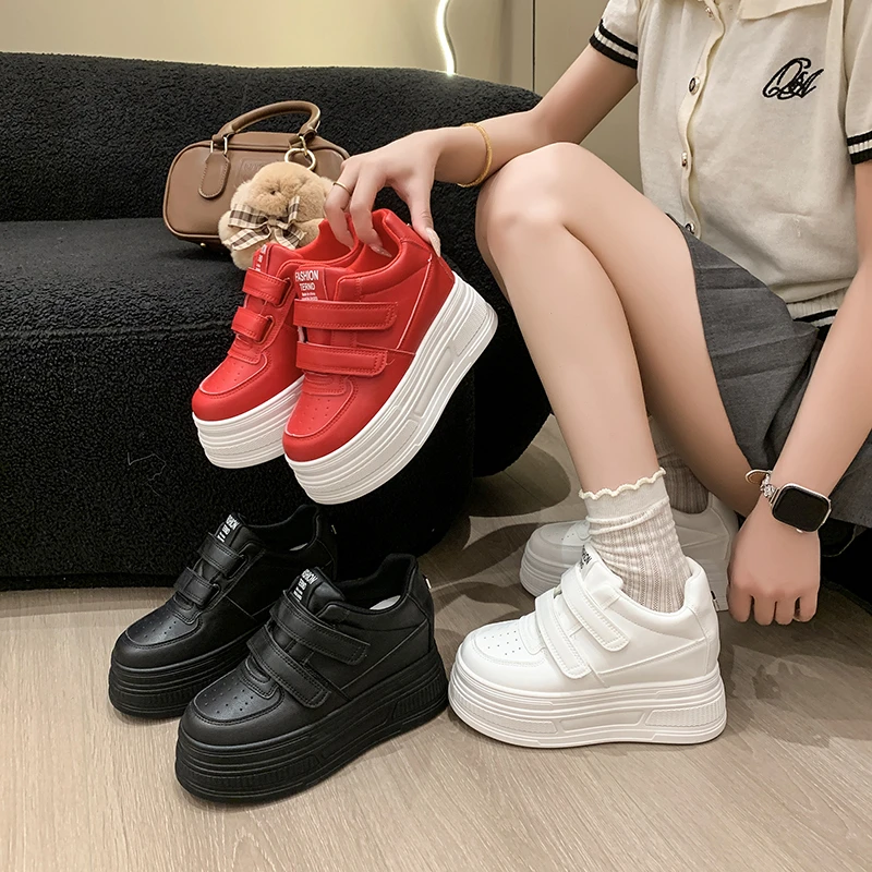 内增高女鞋2025年秋季新款厚底松糕魔术贴休闲板鞋百搭运动单鞋女