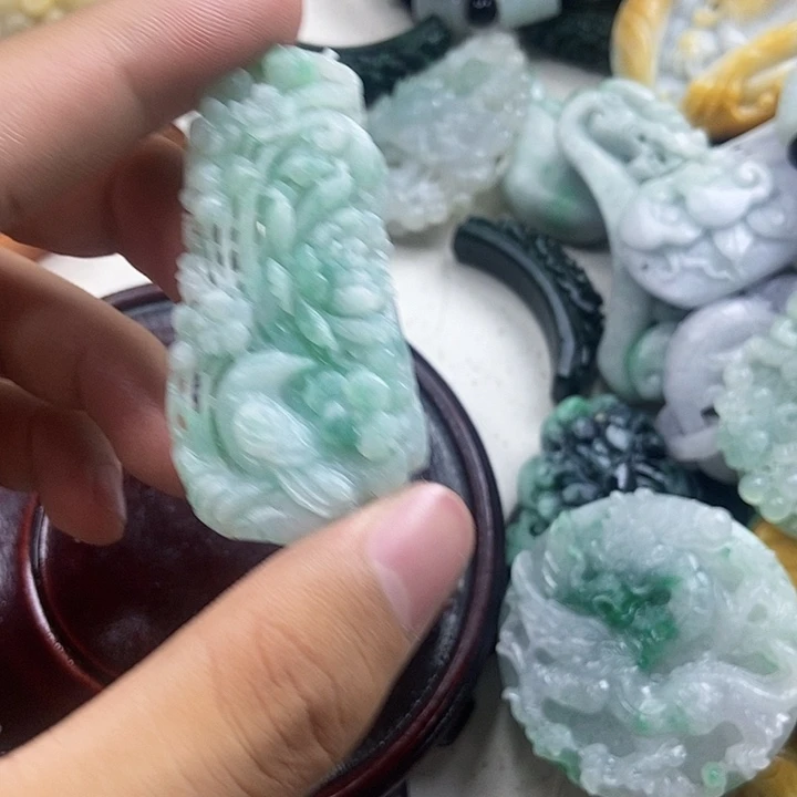 未镶嵌定制翡翠天然翡翠