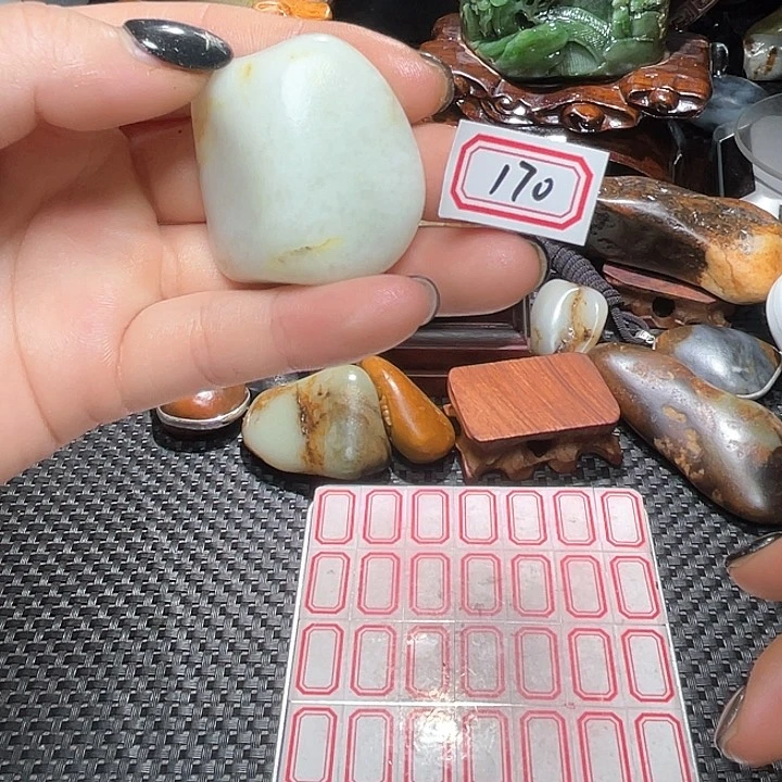 未镶嵌和田玉挂件170