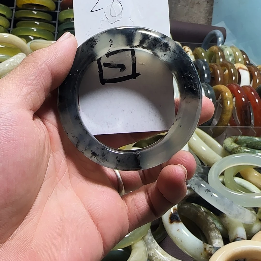 未镶嵌蛇纹石玉手镯