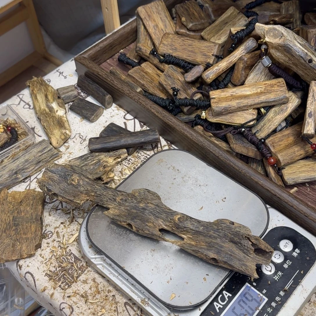 沉香碎屑沉香黑棋