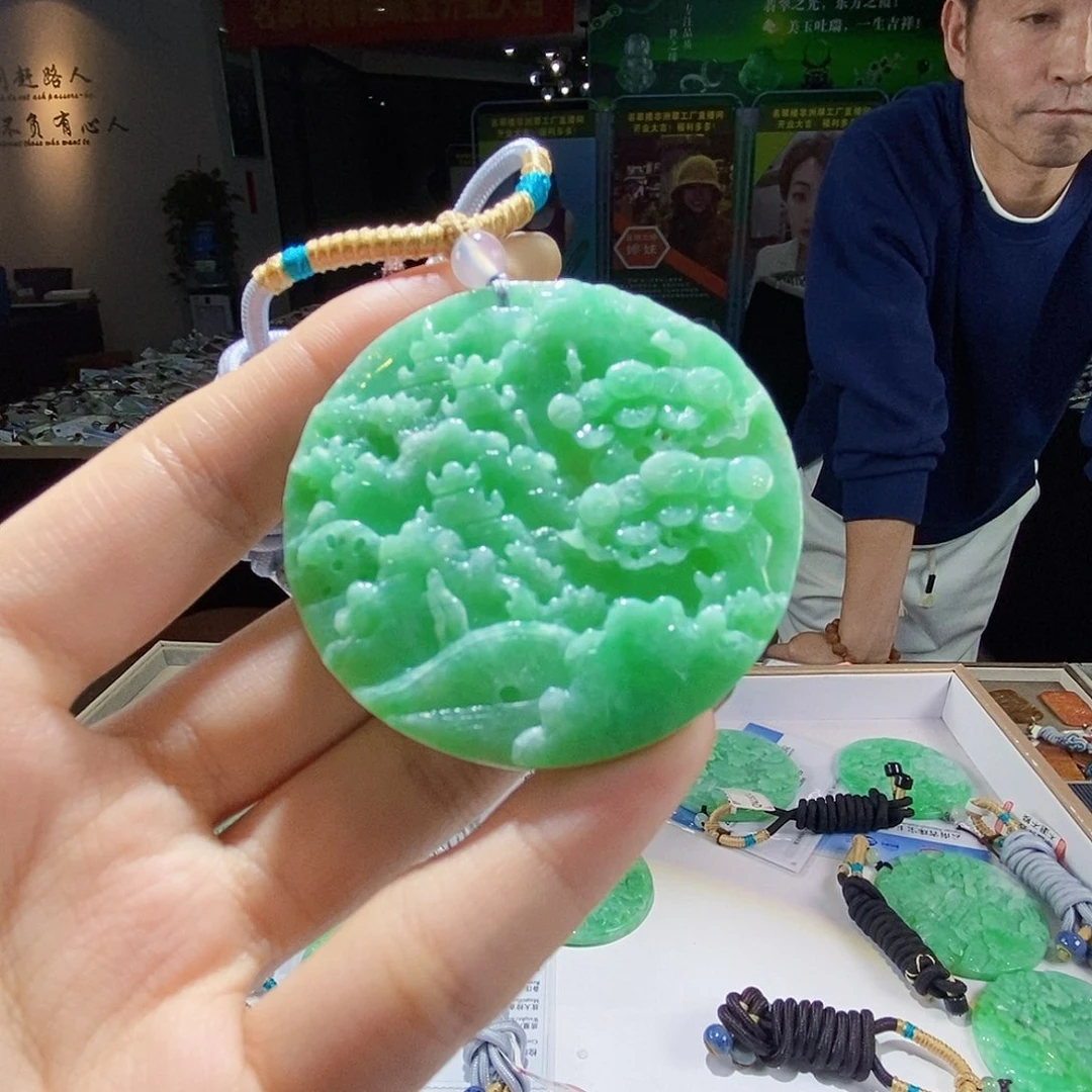 颈饰未镶嵌翡翠翡翠