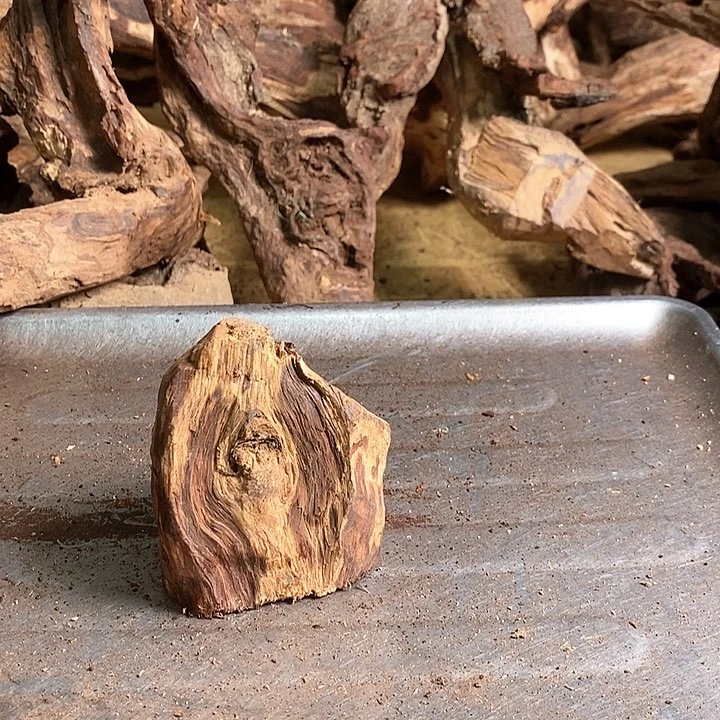 花梨木类采***者海南花梨