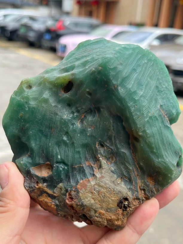 精品早期白水河雅安绿原石857克11.7-11.6-6.2 cm