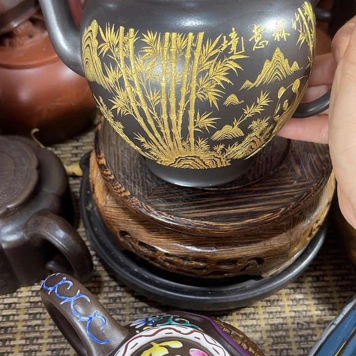 茶壶紫砂大家都喜欢的一把紫砂壶。