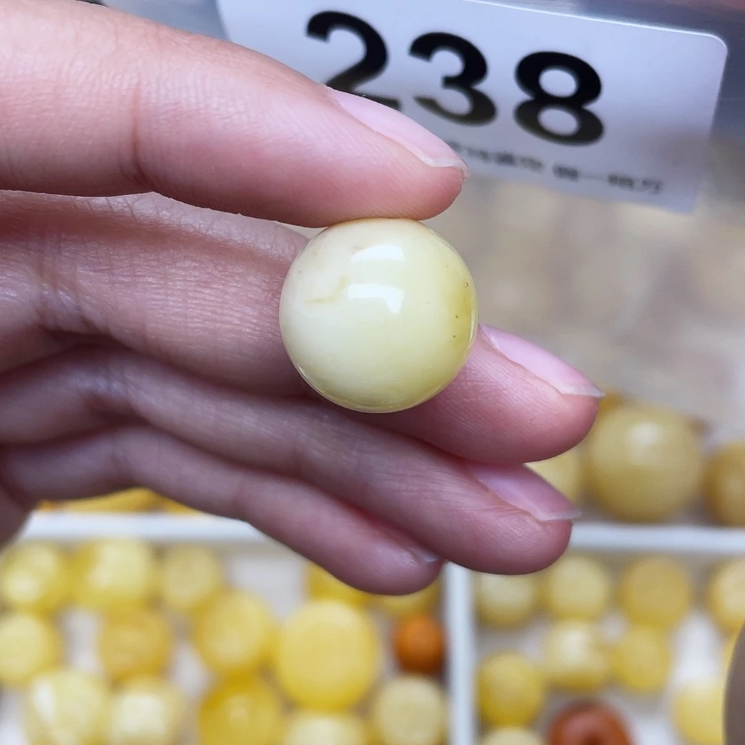 蜜蜡未镶嵌珠宝奇石粉15