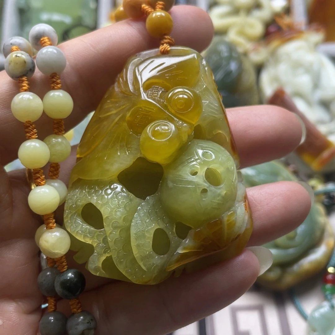 岫玉颈饰未镶嵌吊坠