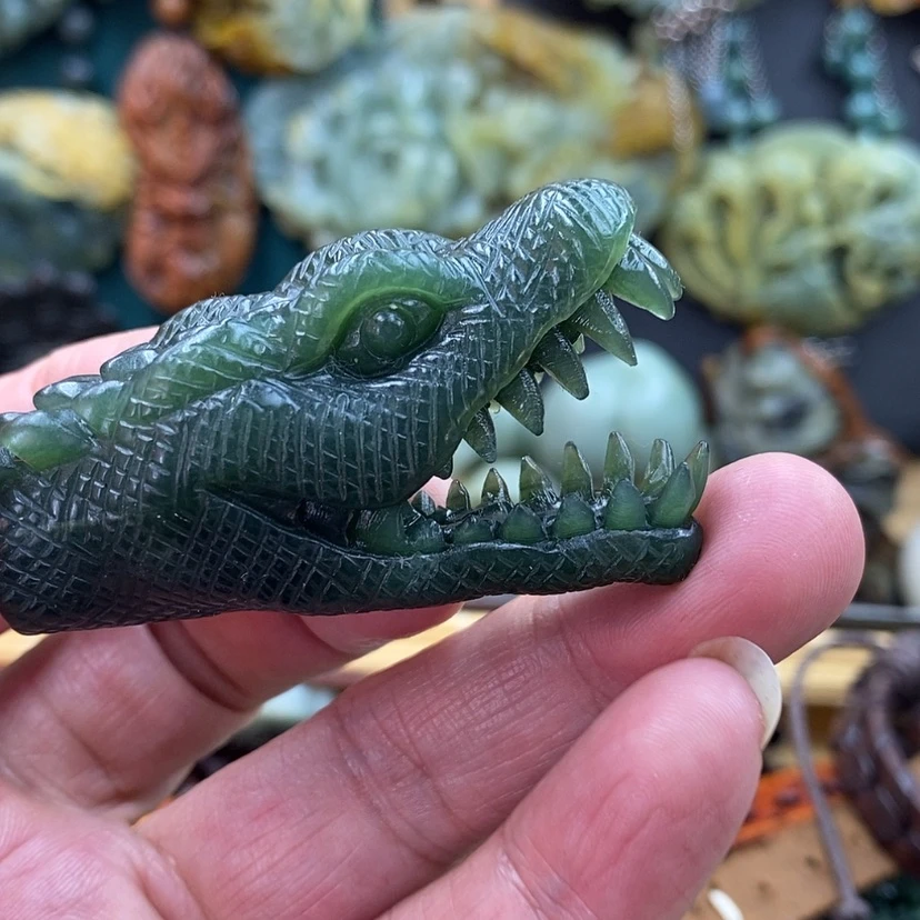 【闪购商品】未镶嵌蛇纹石玉吊坠