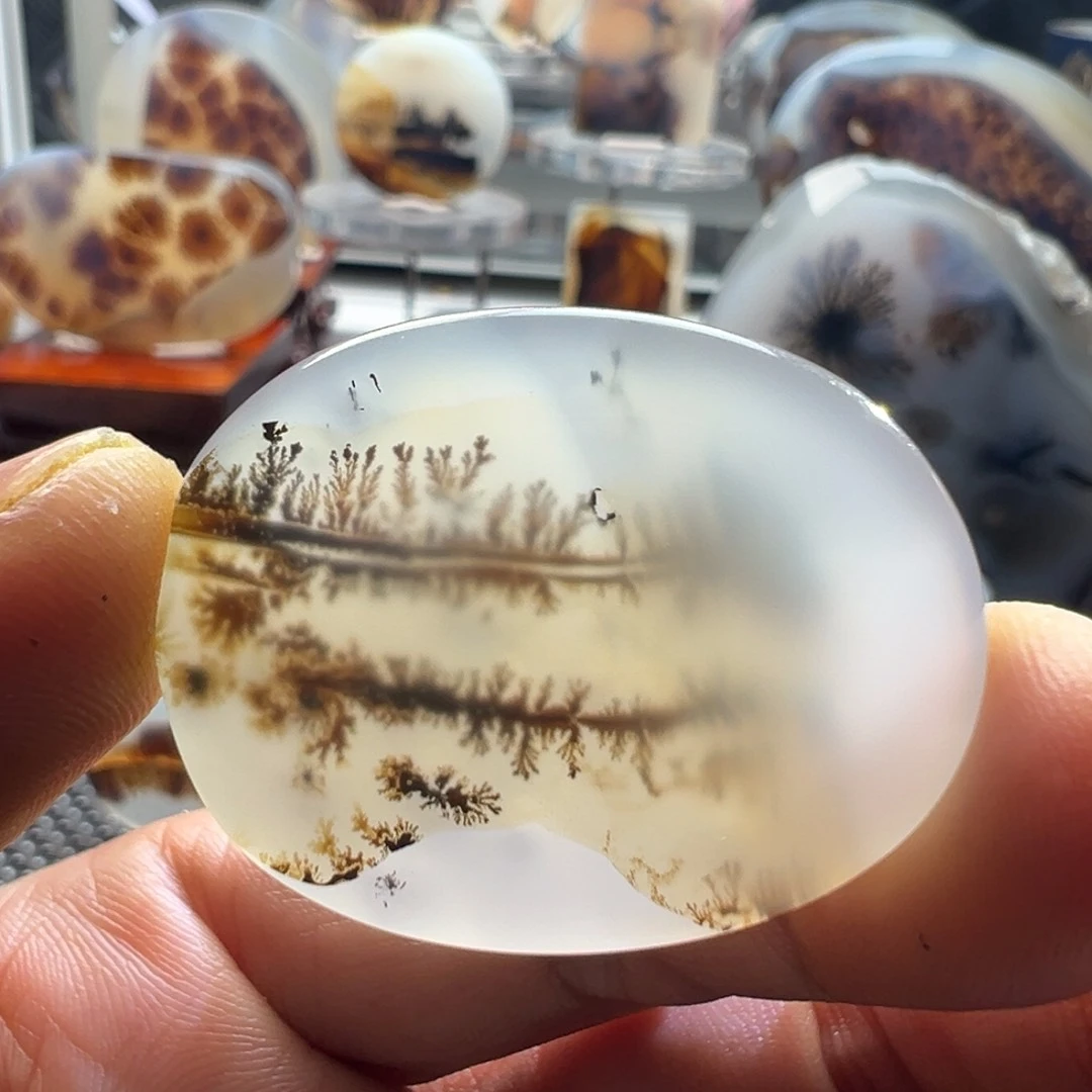 未镶嵌玛瑙/玉髓珠宝奇石