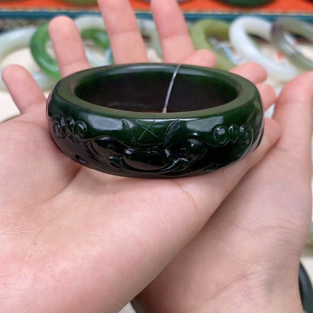 和田玉手镯未镶嵌手镯 55.8