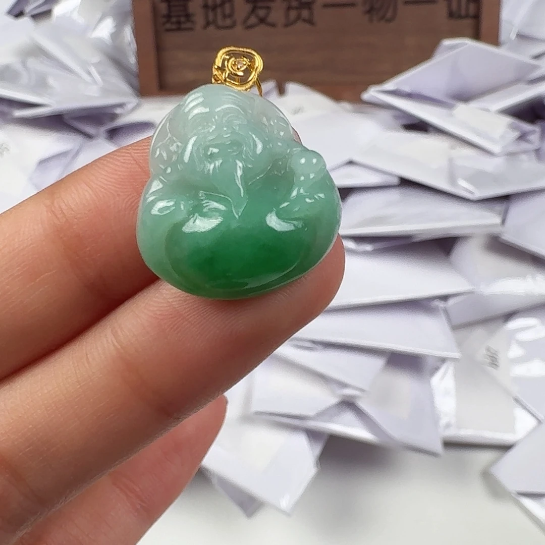 翡翠18K金镶嵌颈饰11