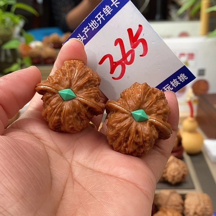 文玩核桃把件35埋银线镶嵌手盘血麒麟385号