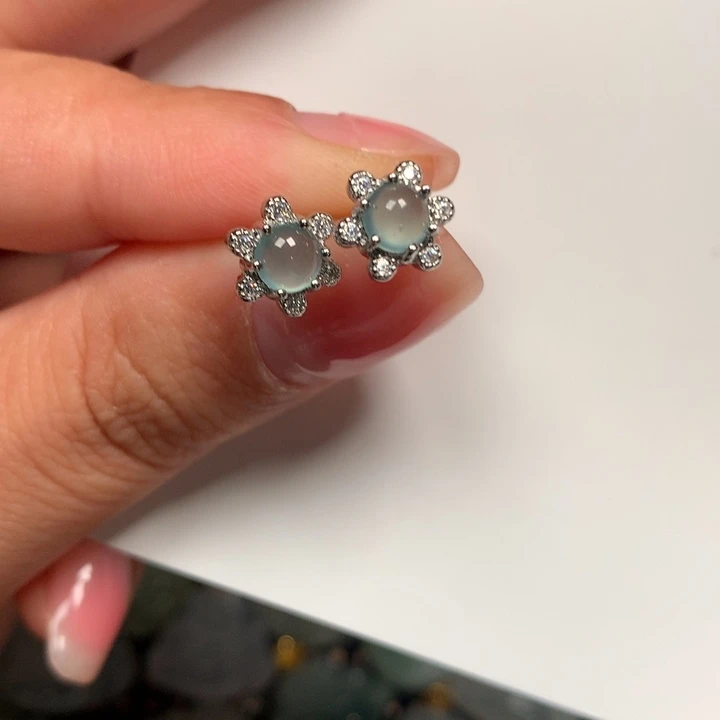 翡翠未镶嵌颈饰耳钉