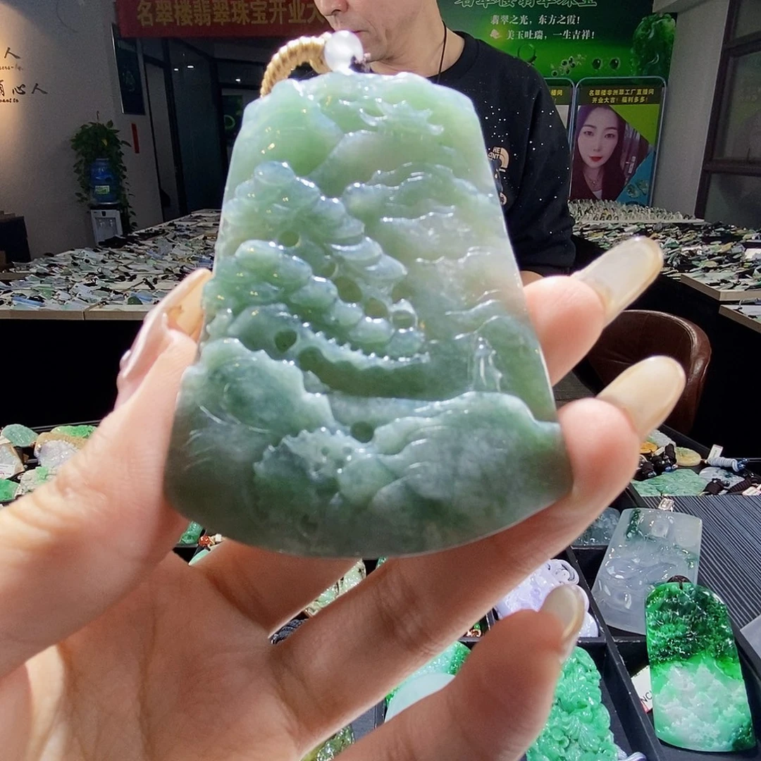 颈饰未镶嵌翡翠翡翠