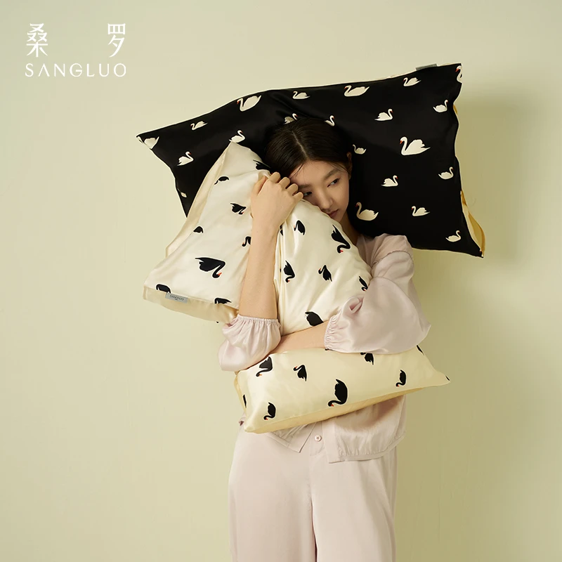 居家好物』桑罗天鹅印花真丝枕套单只桑蚕丝枕头套送礼02A64415