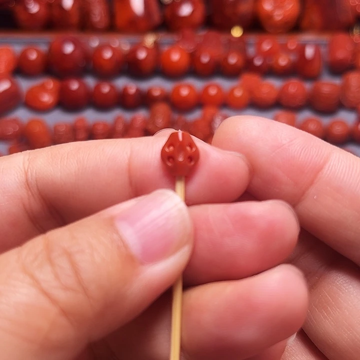 南红玛瑙未镶嵌配饰无相六通7.8mm