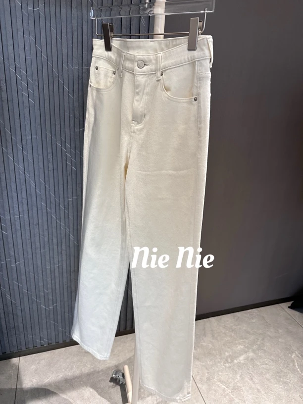Nienie 软糯窄直筒白牛仔裤