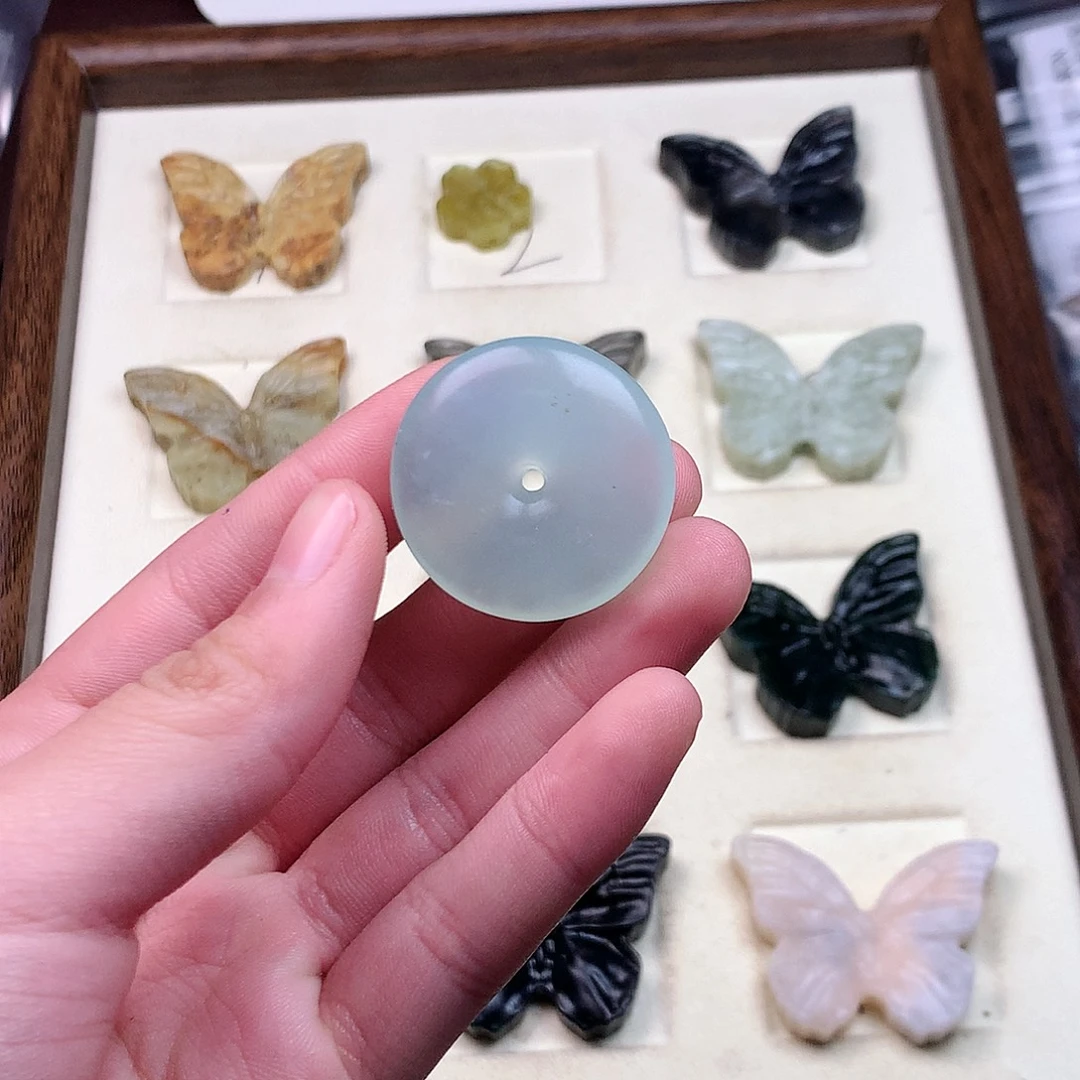 蛇纹石玉合金颈饰