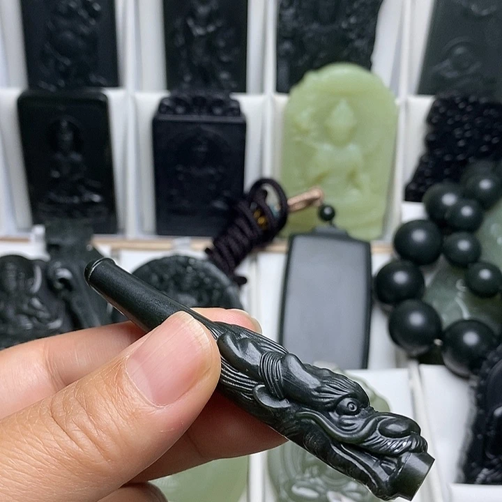 和田玉（青玉）未镶嵌颈饰