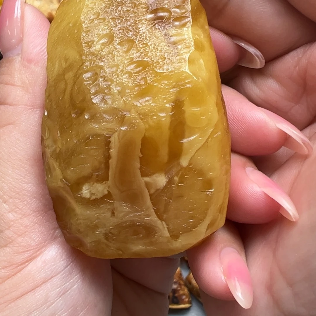 定制琥珀未镶嵌蜜蜡