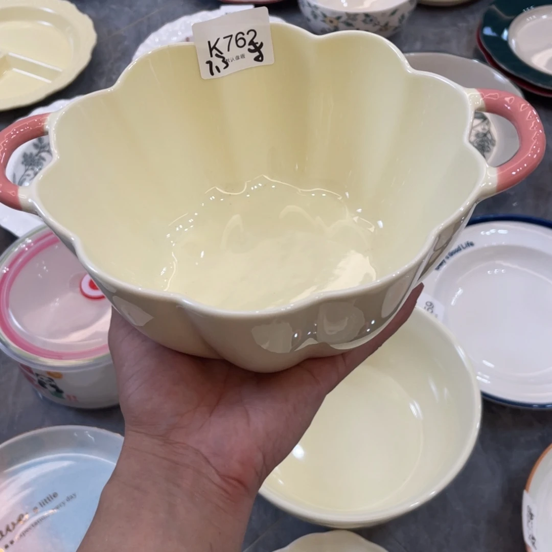陶瓷微瑕餐具介意勿拍，满18飞！
