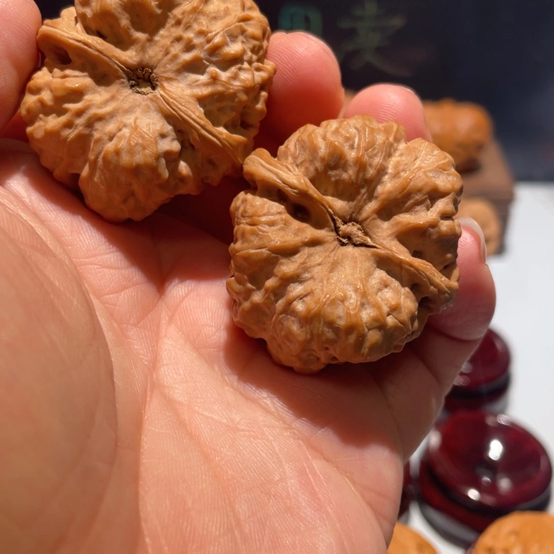 文玩核桃把件寻**鱼蛤蟆头38