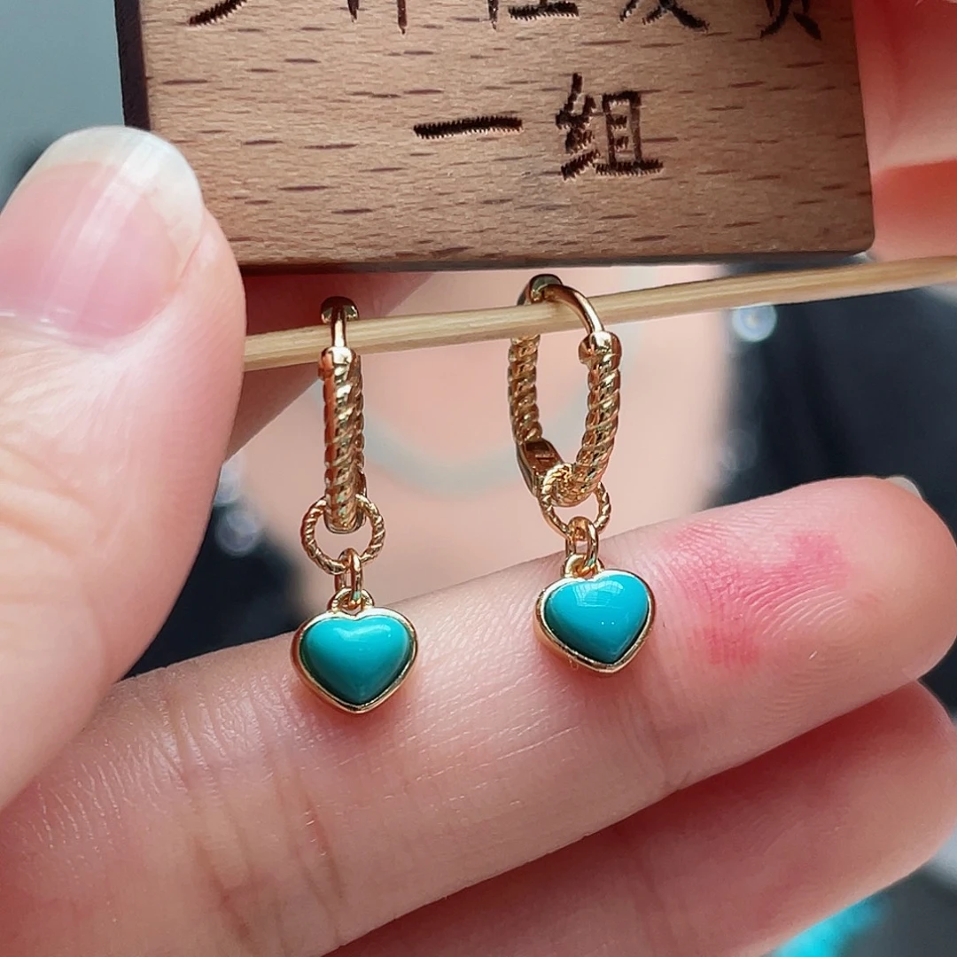 未镶嵌绿松石耳饰