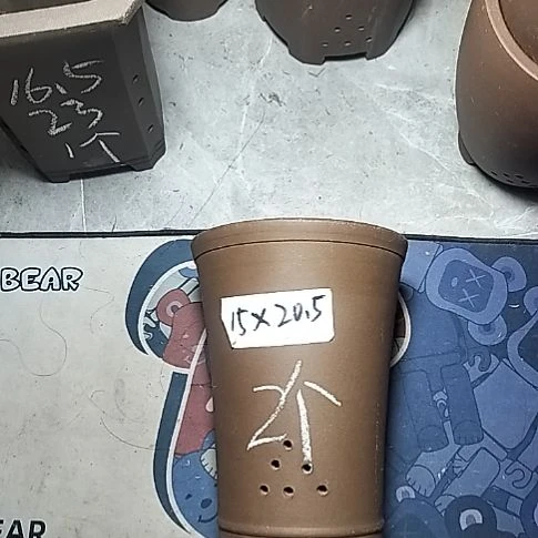 新品两个花盆微瑕