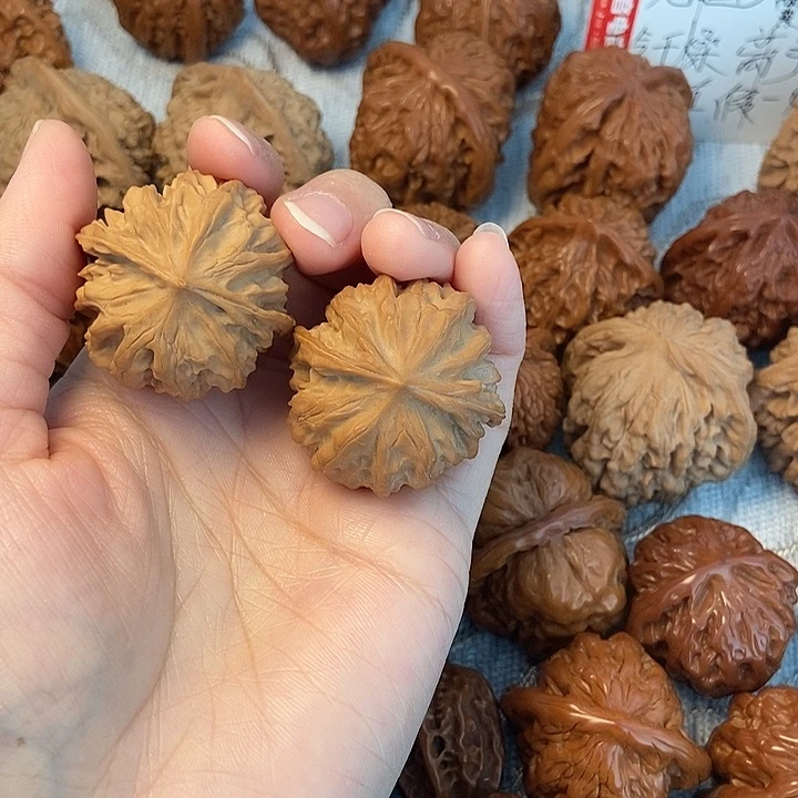 水***生文玩核桃吊坠35齐山