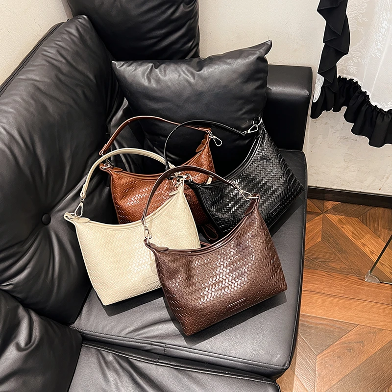 【挚爱出街】2025韩版小众气质百搭休闲单肩腋下包编织斜挎包女包包